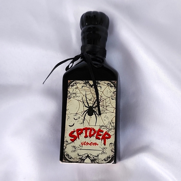 Halloween Decor - Picture 5 of 8